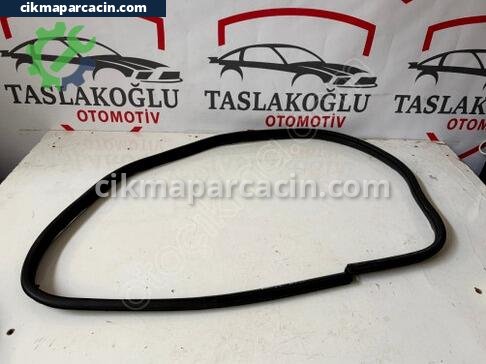 Ford Focus Sol Arka Kapı çıkma parça