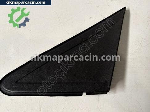 Ford Focus Çamurluk çıkma parça