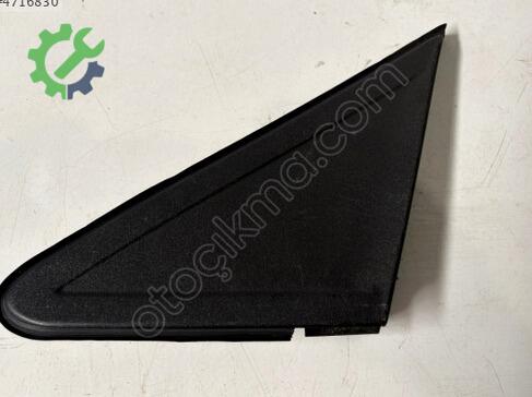 Ford Focus Çamurluk çıkma parça