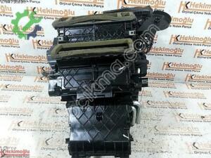 FORD FOCUS 3 KALORİFER KAZANI VE MOTORU AMFH-18K418 AV6N-19E