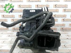 FORD FOCUS 3 KALORİFER KAZANI VE MOTORU AMFH-18K418 AV6N-19E6