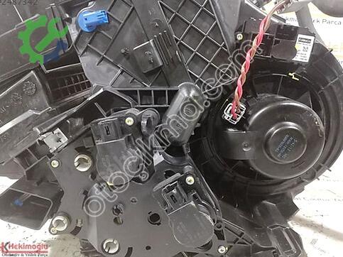 Ford Focus 00009 çıkma parça