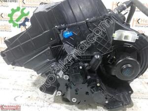 FORD FOCUS 3 KALORİFER KAZANI VE MOTORU (KIRIK MEVCUT) AV6N-