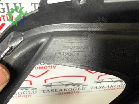 Ford Focus Sis Farı Çerçevesi F1EB15A299B çıkma parça