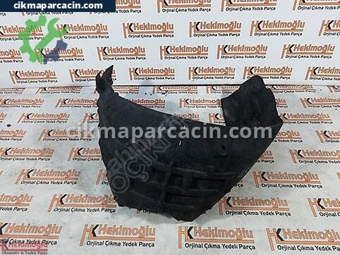 Ford Focus Arka Çamurluk çıkma parça