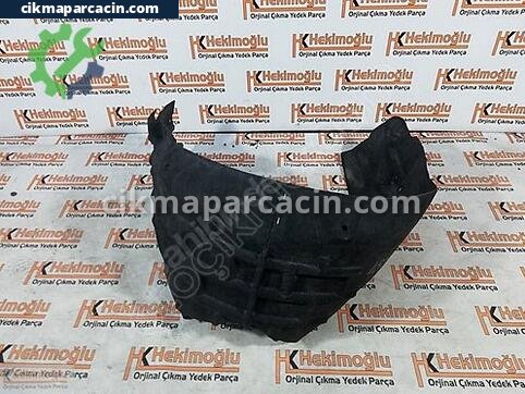 Ford Focus Arka Çamurluk çıkma parça