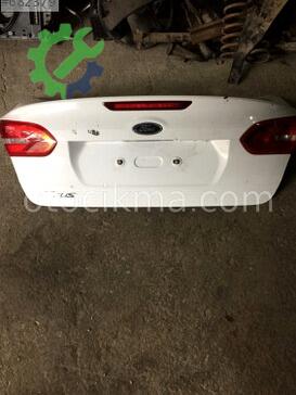 Ford Focus Far çıkma parça
