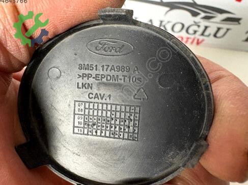 Ford Focus Çeki Demir Kapağı çıkma parça