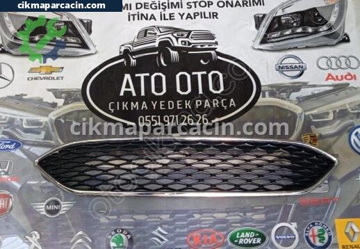 Ford Focus Tampon Orta Izgara çıkma parça
