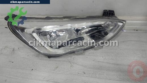 Ford Focus Far çıkma parça