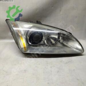 Ford Focus 2002 Çıkma Sağ Far
