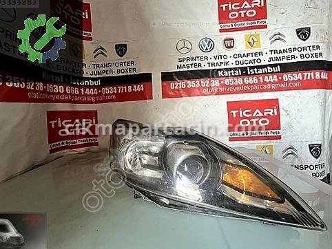 Ford Focus Sağ Ön Far çıkma parça