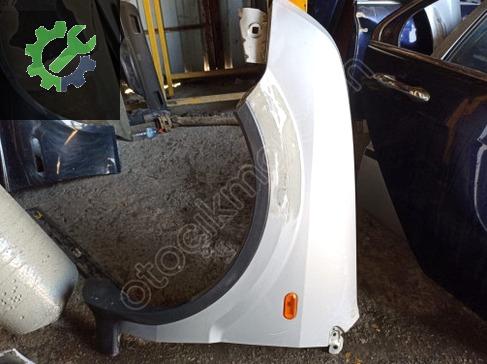 Ford Fusion Sol Kapı Çıtası çıkma parça