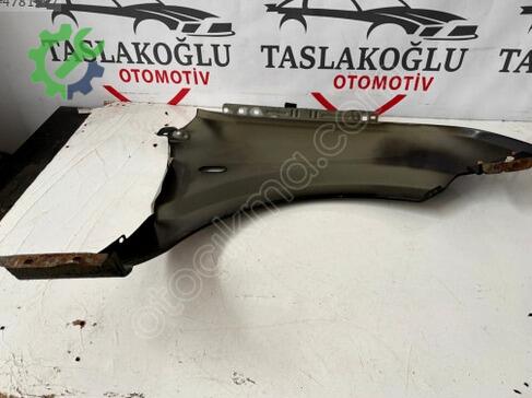 Ford Fusion Çamurluk çıkma parça