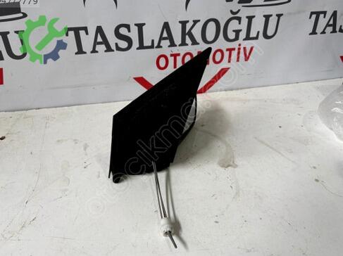 Ford Fusion Sağ Ön Kapı çıkma parça