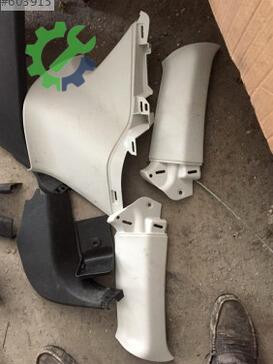 Ford Kuga Arka Direk Kaplaması çıkma parça