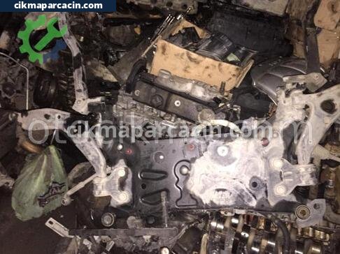 Ford Kuga Travers çıkma parça