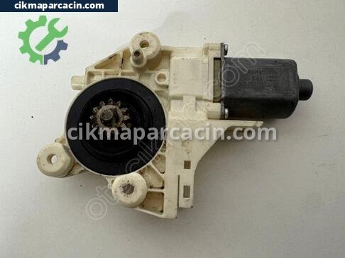 Ford Kuga Cam Motoru çıkma parça