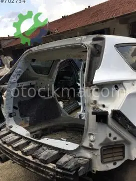 Ford Kuga Arka Çamurluk çıkma parça
