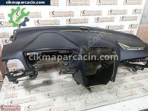 Ford Mondeo Torpido çıkma parça
