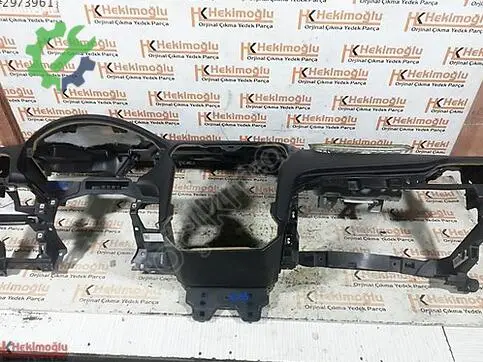 Ford Mondeo Torpido çıkma parça