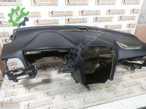 FORD MONDEO 2015-2020 AİRBAGLİ GÖĞÜS TORPİDO AÇILMIŞ