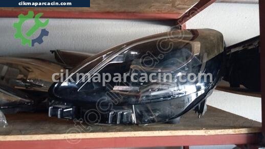 Ford Puma Far çıkma parça