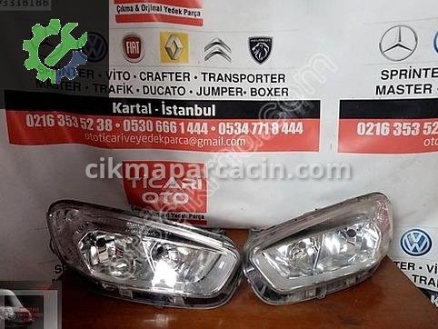 Ford Tourneo Courier Sağ Ön Far çıkma parça