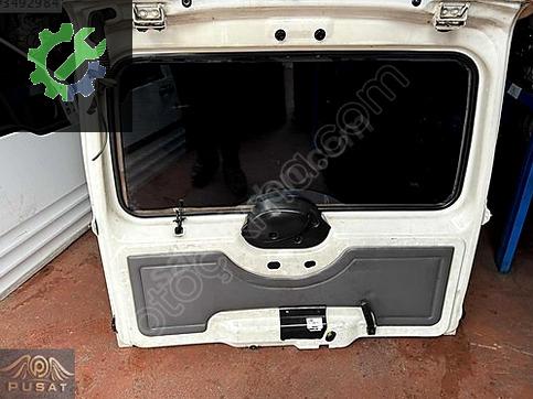FORD TOURNEO CONNECT ÇIKMA BAGAJ KAPAĞI DOLU