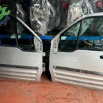 FORD TOURNEO CONNECT ÇIKMA SAG ÖN KAPI DOLU