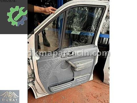 Ford Tourneo Connect Sağ Kapı çıkma parça