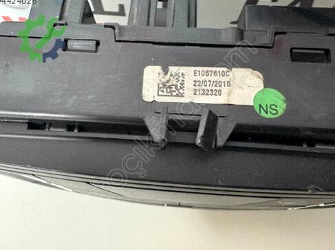 Ford Tourneo Courier Klima Kontrol Paneli E1067610C çıkma parça