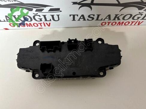 Ford Tourneo Courier Klima Kontrol Paneli E1067610C çıkma parça