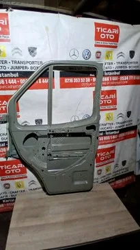 Ford Transit Sağ Ön Kapı çıkma parça
