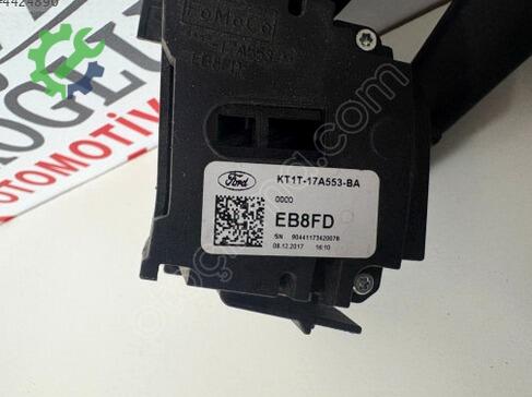 Ford Transit Connect Silecek Kolu KT1T17A553 çıkma parça