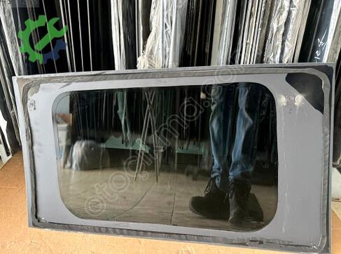 Ford Transit Courier Sağ Kapı Camı çıkma parça