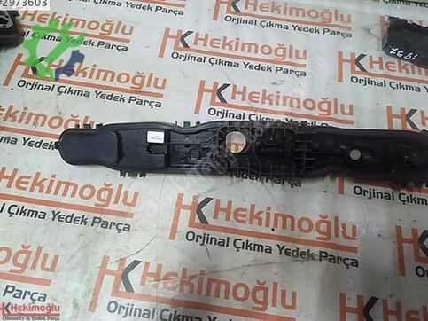 Ford Transit Custom 13N099 çıkma parça