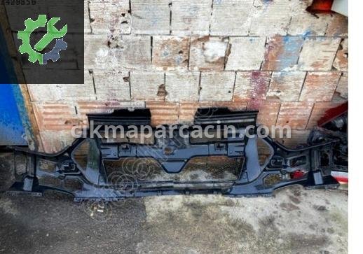 Ford Transit Ön Tampon çıkma parça
