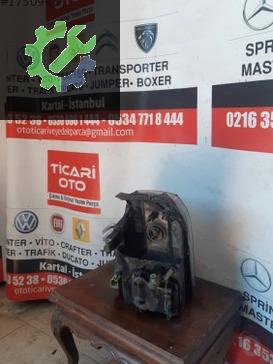 FORD TRANSİT SAĞ ÖN FAR (TEMİZ)