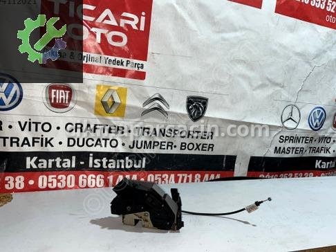 Ford Transit Kapı Kilidi çıkma parça