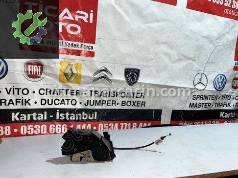 Ford Transit Kapı Kilidi çıkma parça