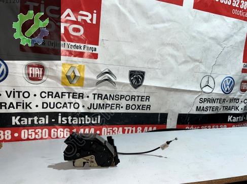 Ford Transit V363 Çıkma Orjinal Sağ Ön Kapı Kilidi