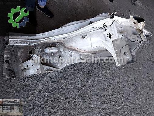 Ford Focus Çamurluk (Arka) çıkma parça