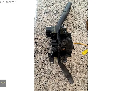 Land Rover Freelander Silecek Kolu çıkma parça