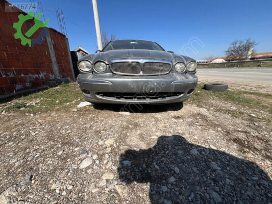 Jaguar X-Type Torpido çıkma parça