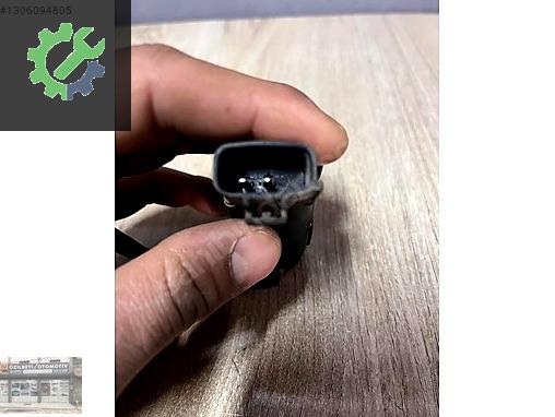 Geely Emgrand Silecek Suyu Deposu çıkma parça