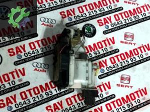 Golf 3 sag on havalı kapı kilit 1H0862154A