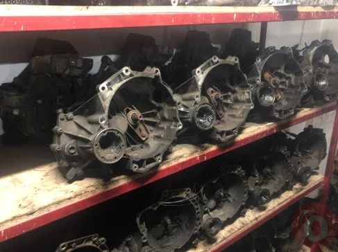 Volkswagen Golf Şanzıman Komple çıkma parça