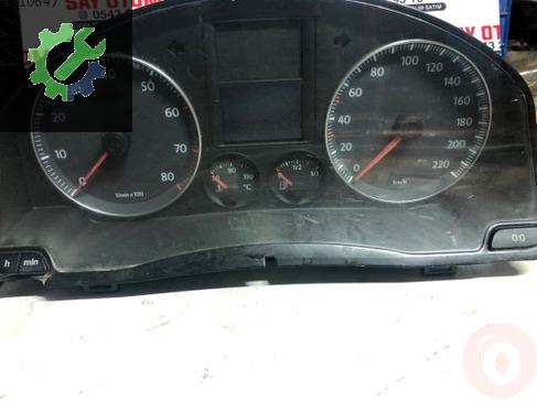 Golf 5 gösterge paneli saati çıkma 1K0920863