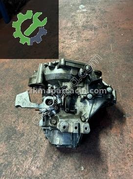 Volkswagen Golf Manuel Şanzıman 0AJ 301 103 çıkma parça